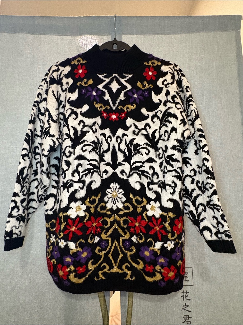 Vintage Floral Patterned Women's Sweater💜🤍❤️💛